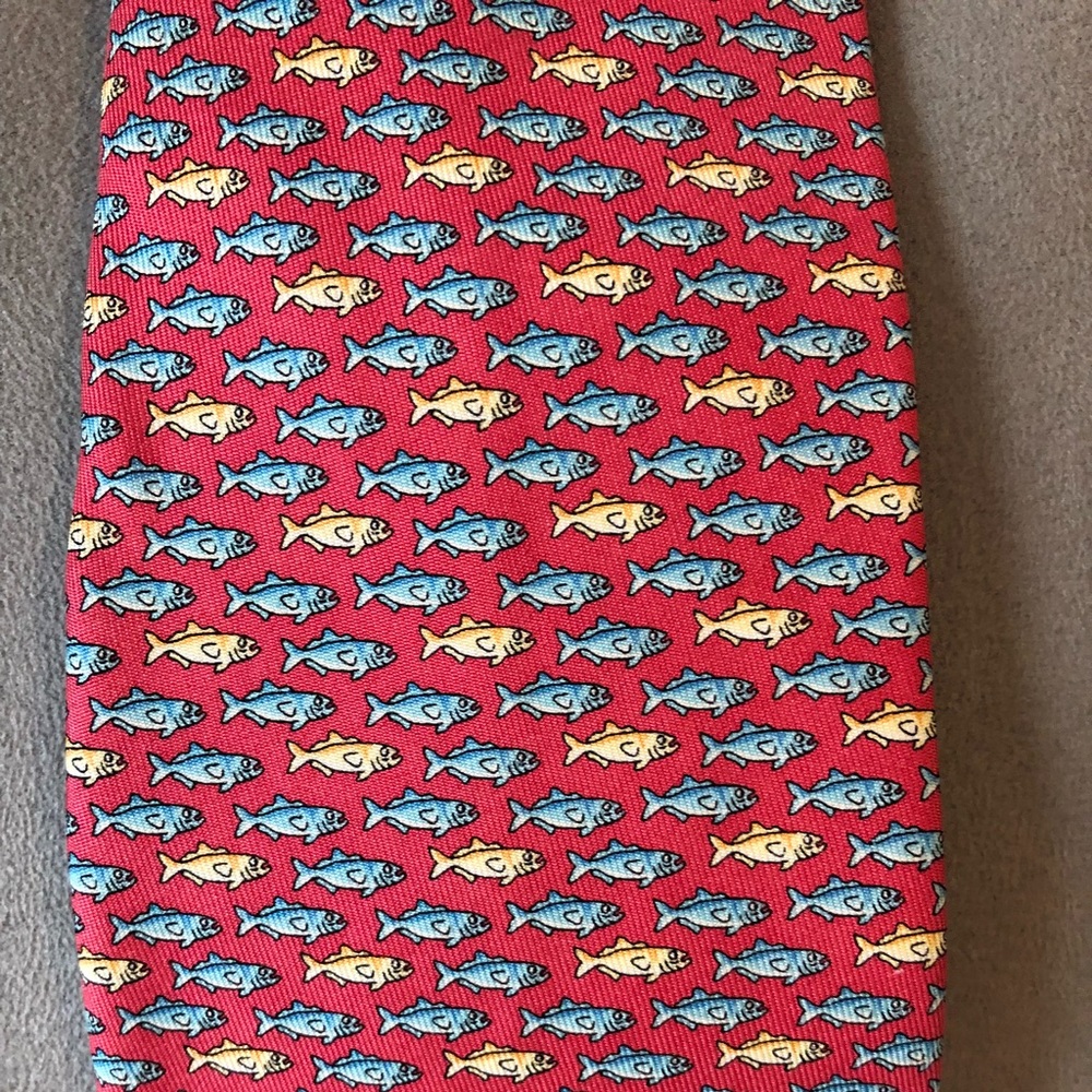 Vineyard Vines Silk Tie! 🐟🐟🐟